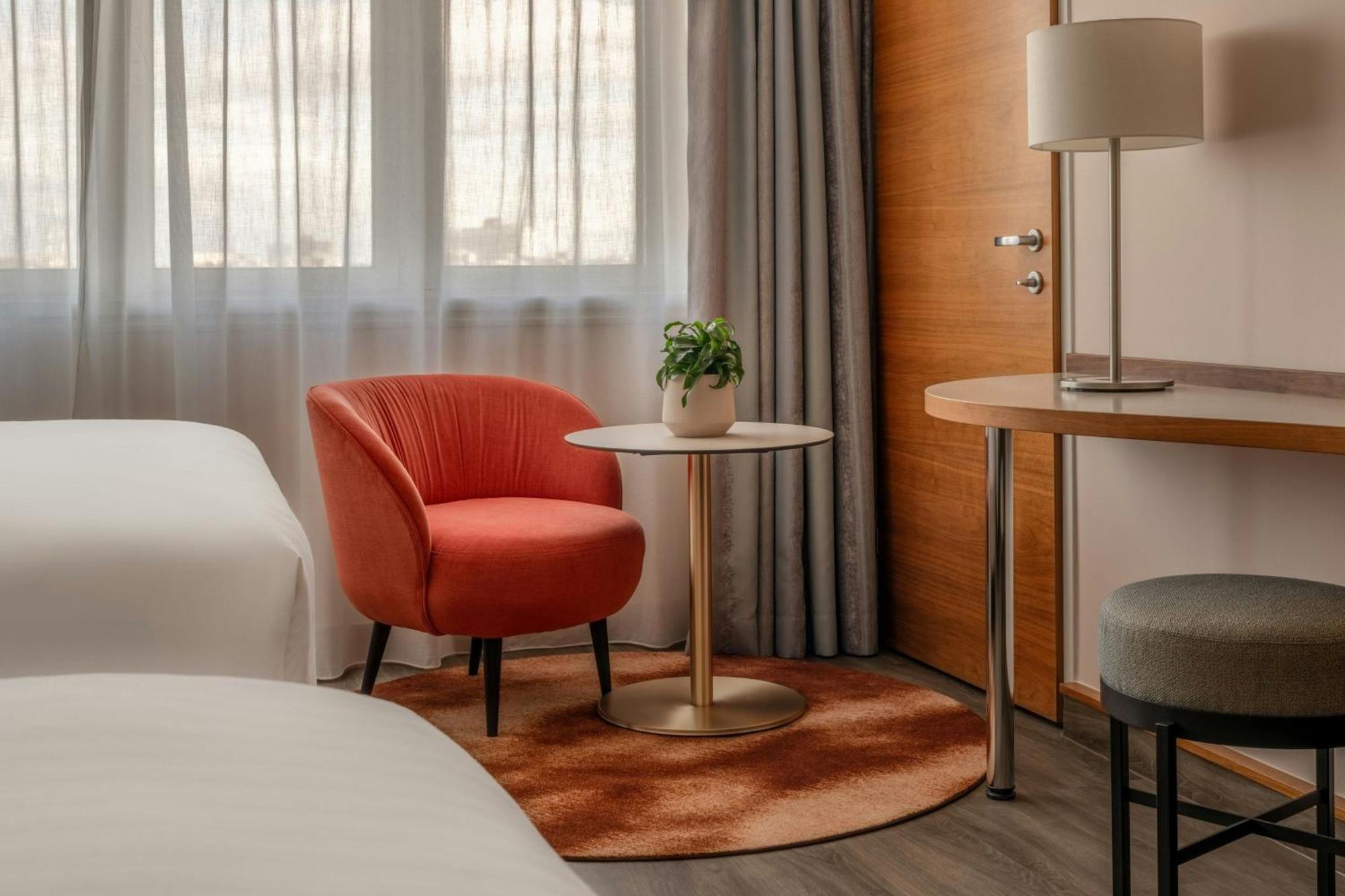 Marriott Hotel 5*